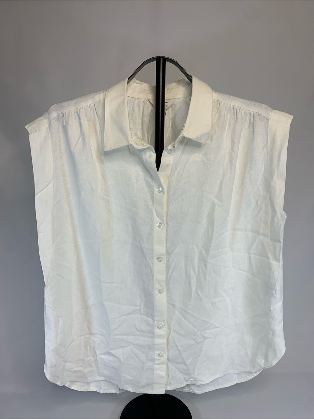 Banana Republic White Sleeveless Button-Down Shirt